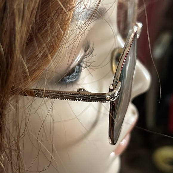 Vintage 80’s Gold Tortoise Shell Round Frame Glasses - Picture 3 of 7